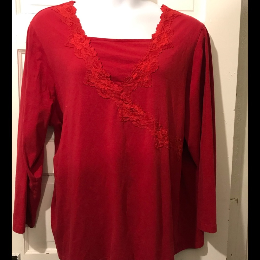 Plus size-Red upon Red, Lace Pullover 2x (22/24w)
